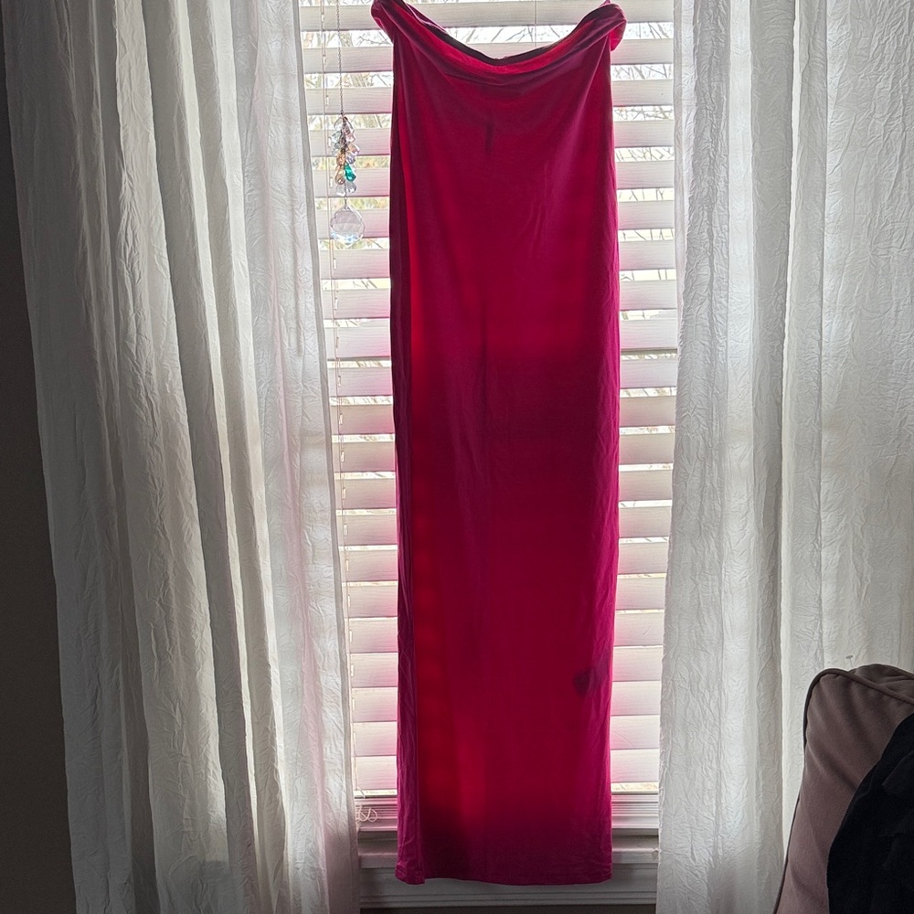 Women's Midi Tube Dress in Fuchsia